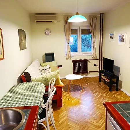 Weekly&Less Near Campus With Fast Wi-Fi And Free Parking Apartment Rijeka Exterior photo