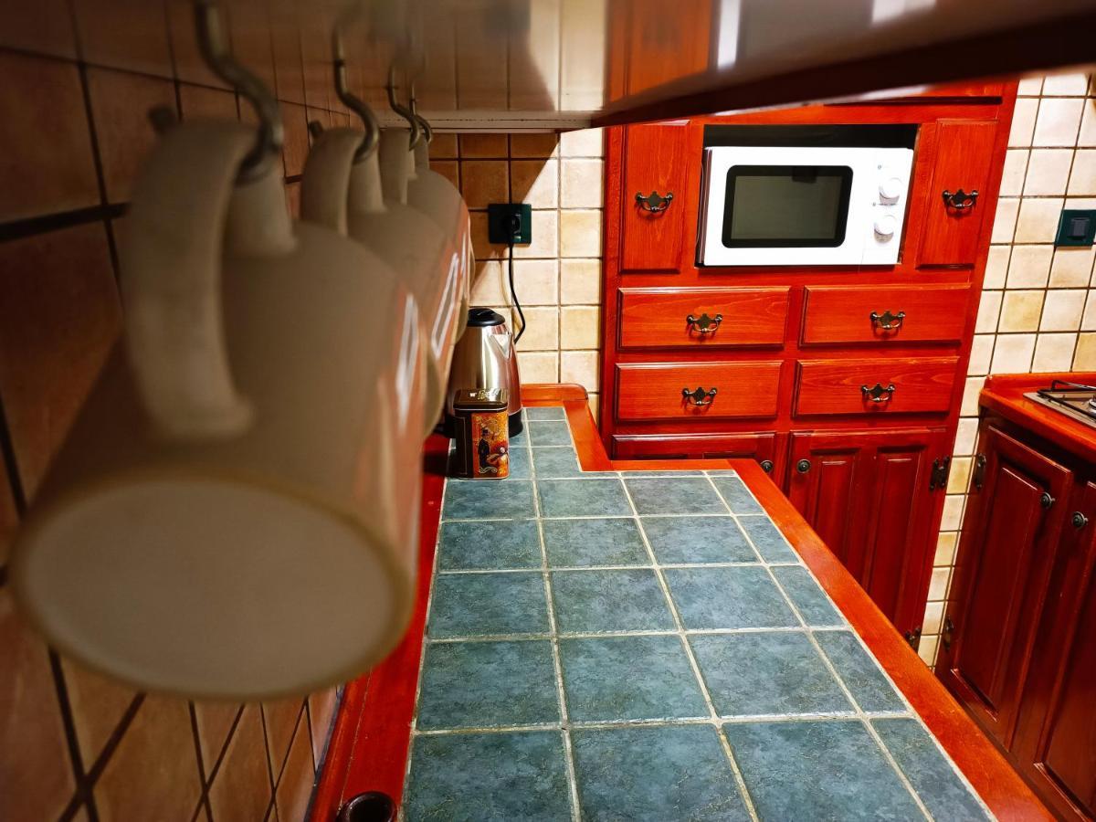 Apartment Weekly&less Near Campus With Fast Wi-fi And Free Parking Rijeka