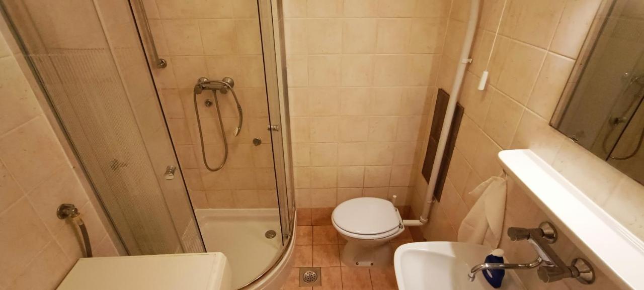 Apartment Weekly&less Near Campus With Fast Wi-fi And Free Parking Rijeka