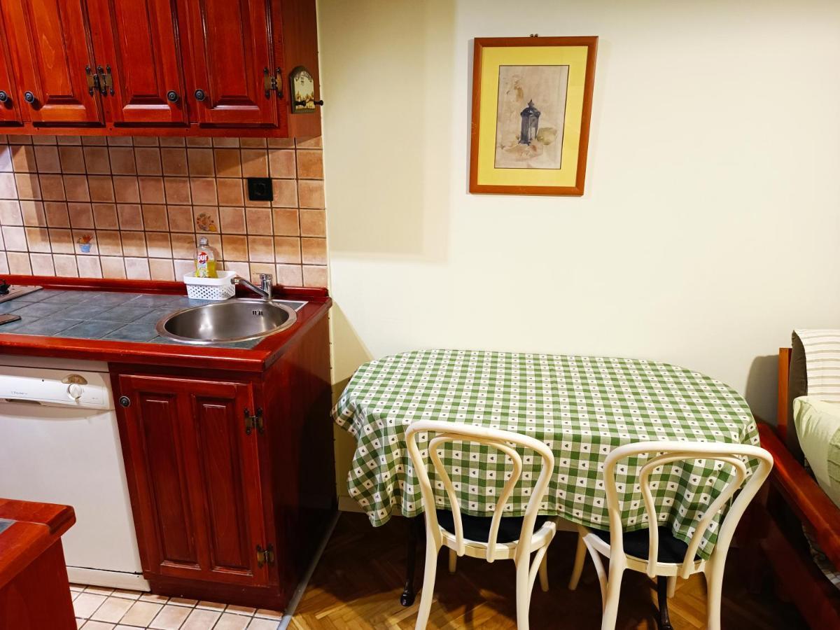 Weekly&less Near Campus With Fast Wi-fi And Free Parking Apartment Rijeka
